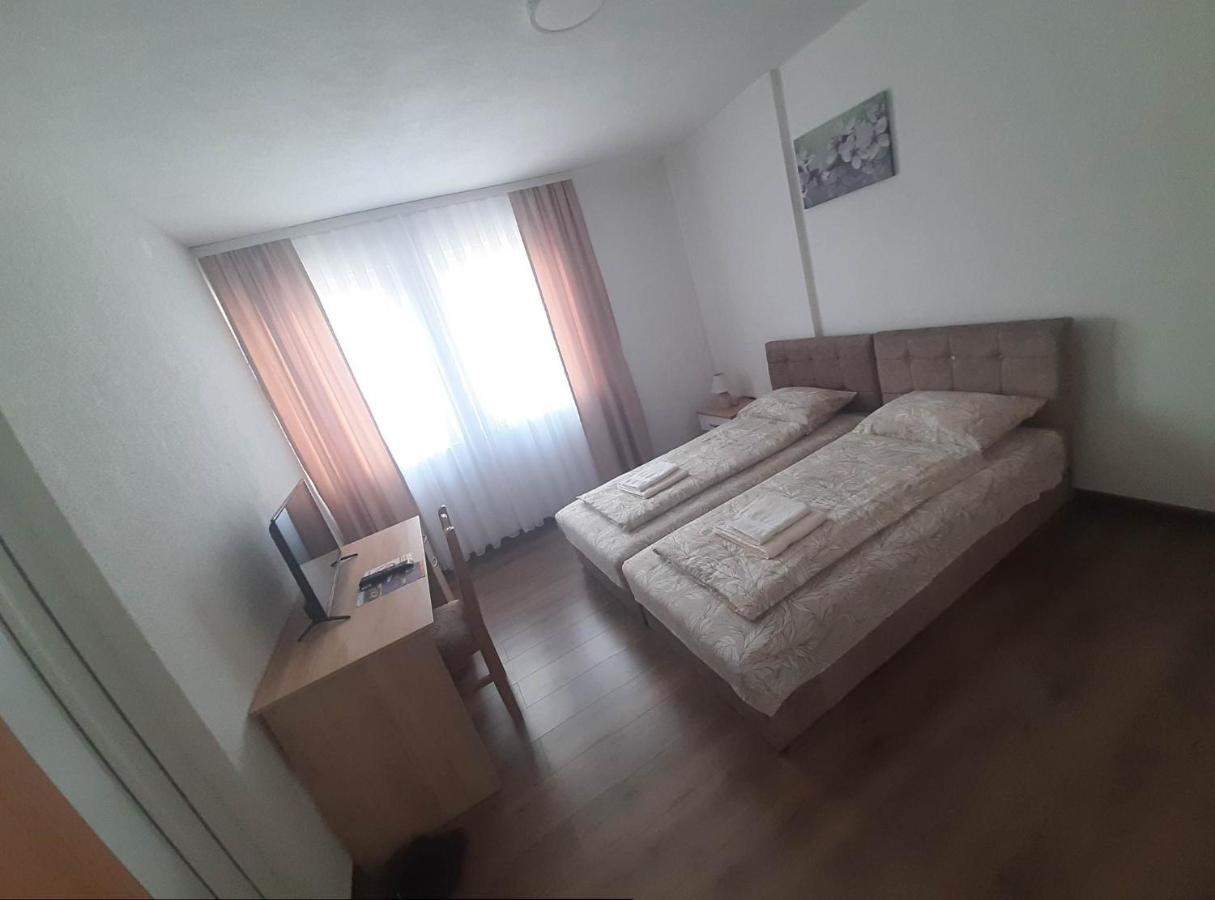 Bed and Breakfast Vila Centar Mb à Sjenica Extérieur photo